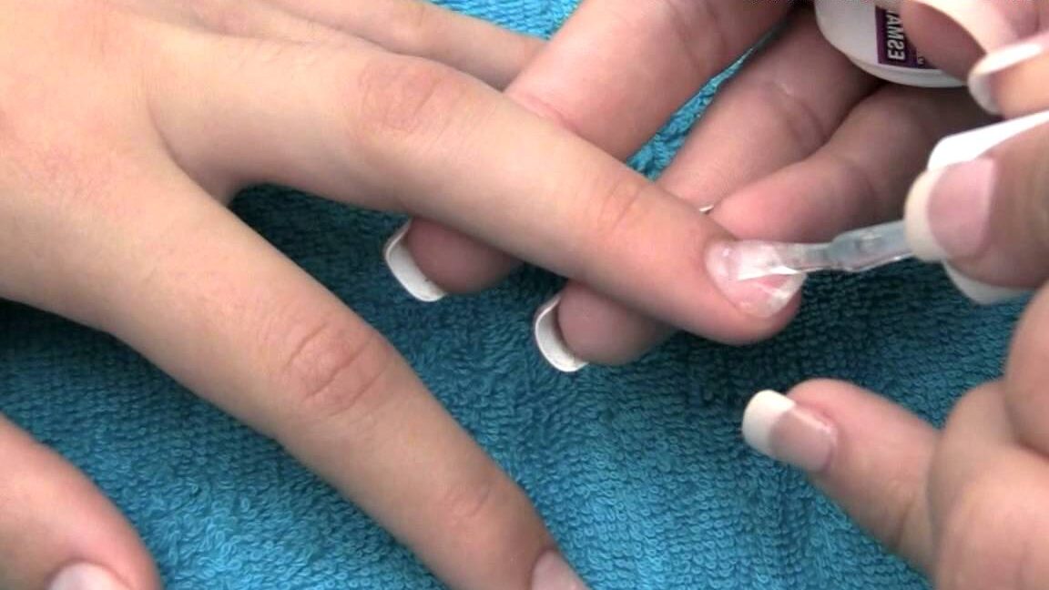 Cómo hacer uñas permanentes: un tutorial paso a paso