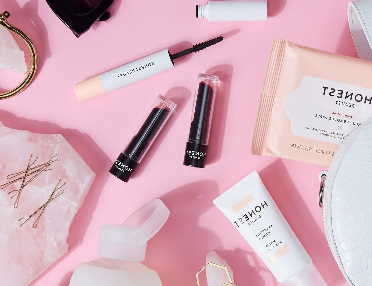 Bolsas para maquillaje: cómo organizar tus cosméticos para lucir siempre espectacular