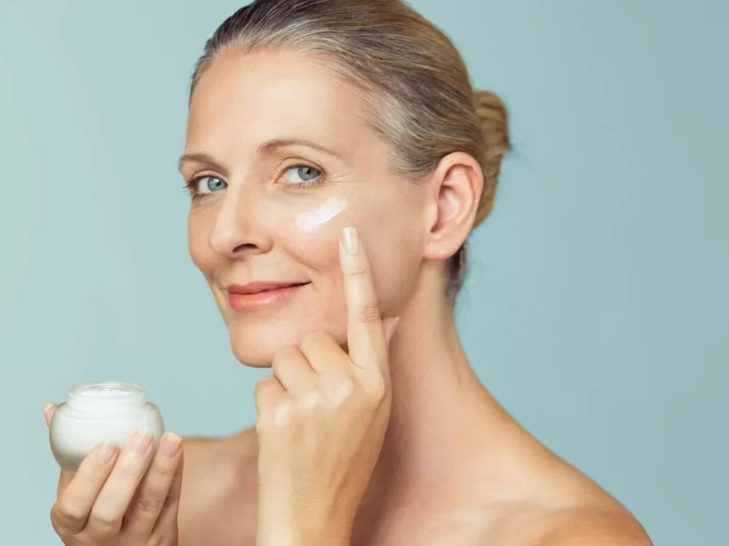 Consejos para el maquillaje a los 50: cómo lucir mejor con la edad