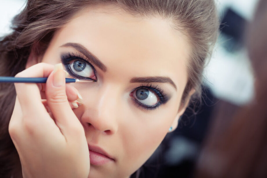 Maquillaje para rubias con ojos verdes: cómo sacar el máximo provecho de tu belleza natural
