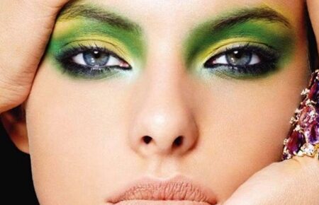 7 consejos de maquillaje para vestirte de verde