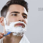 Es bueno afeitarse la barba de vez en cuando: mantente limpio y fresco