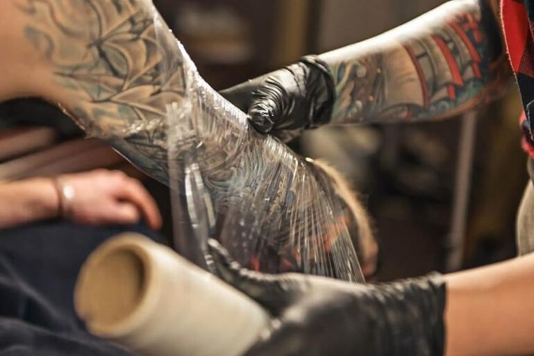 tatuajes-de-maquillaje-como-hacerlos-y-que-cuidados-necesitan