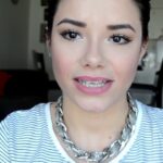 Cómo delinear los labios sin lápiz