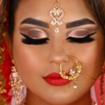 5 pasos para un maquillaje hindú sencillo y espectacular