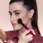 Consejos para aplicar bronceador y colorete como un profesional