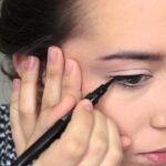 Guía para pintar una perfecta raya de ojo con eyeliner
